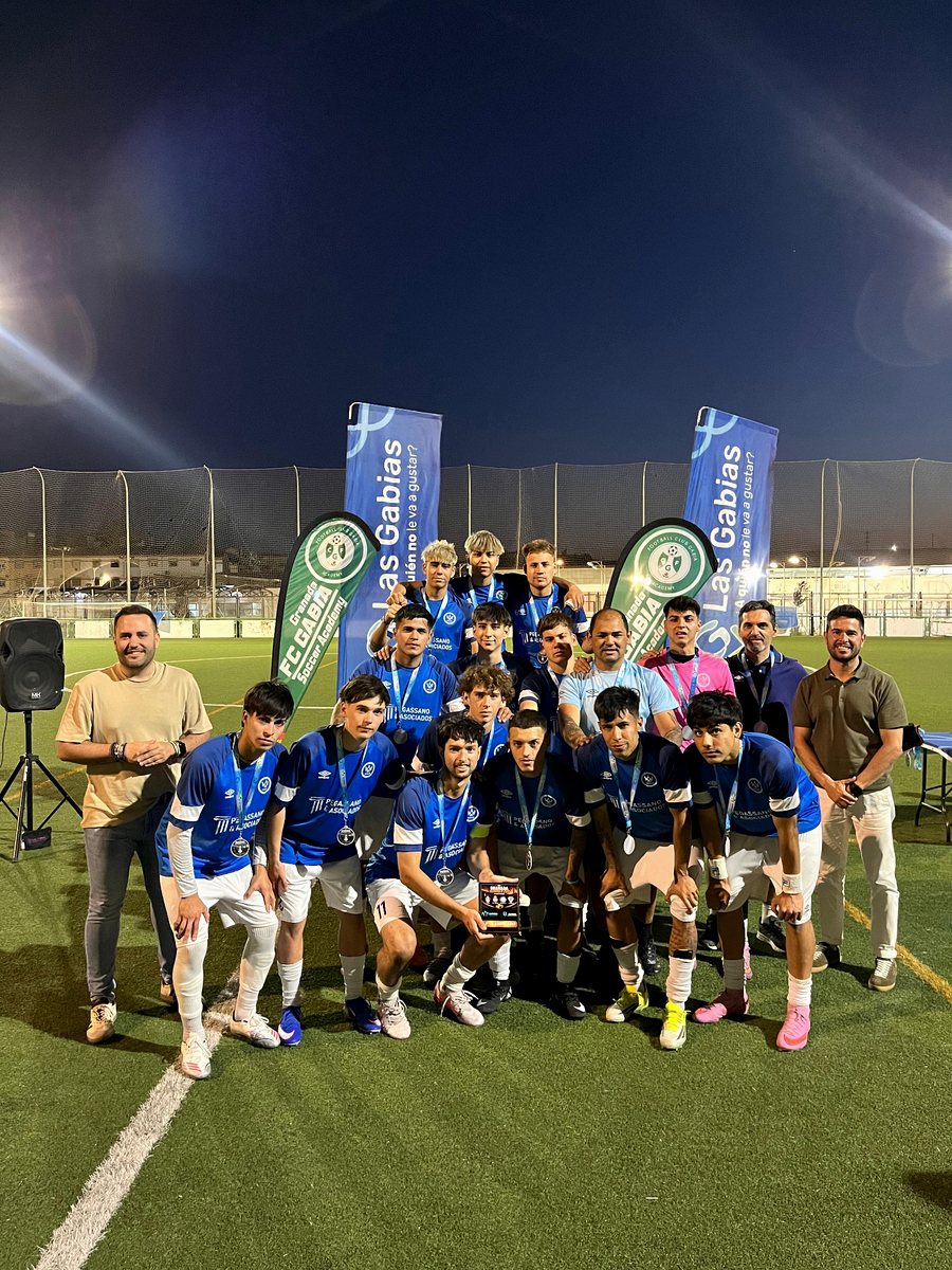 Equipo y jugadores Essere Pro